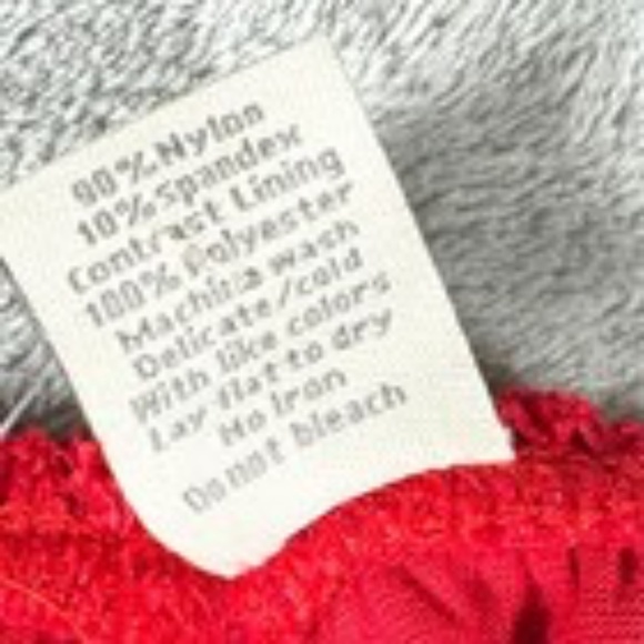 Lildy Womens XL Red Lace Off Shoulder Tunic Top Boho Romantic Holiday Party NWT - Picture 7 of 11